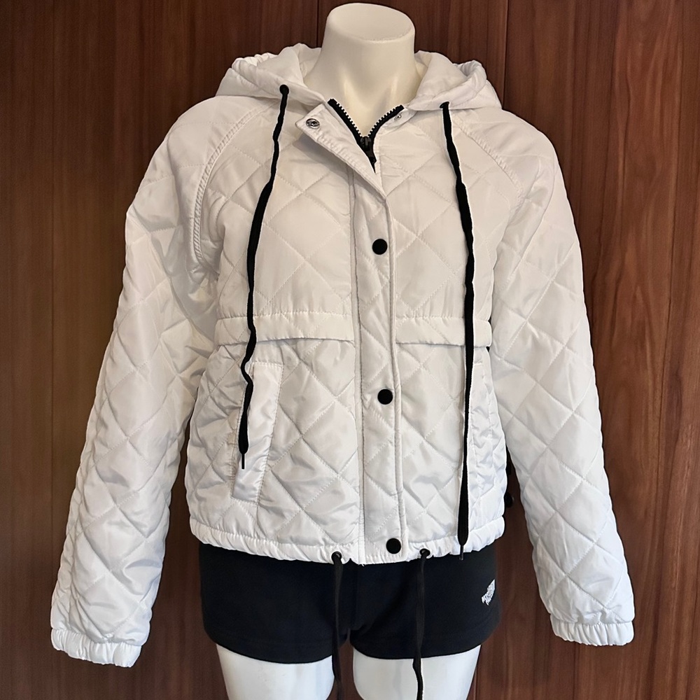 New Look Supreme champagne white jacket Size M